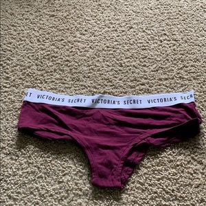 XL 7 pairs of Victoria’s Secret underwear